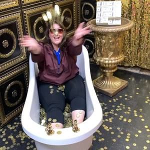 Meet your Posher, Jennifer
